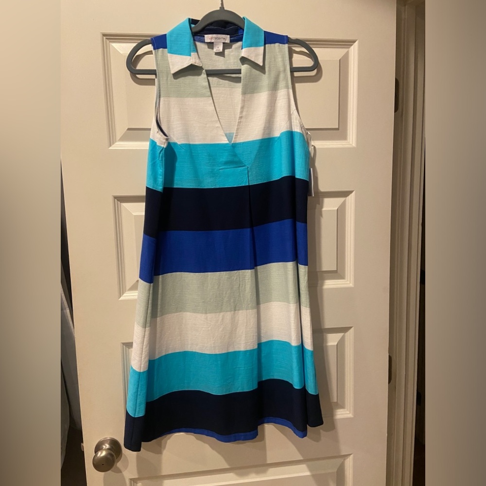 Liz Claiborne V-neck Sleeveless dress, size 6